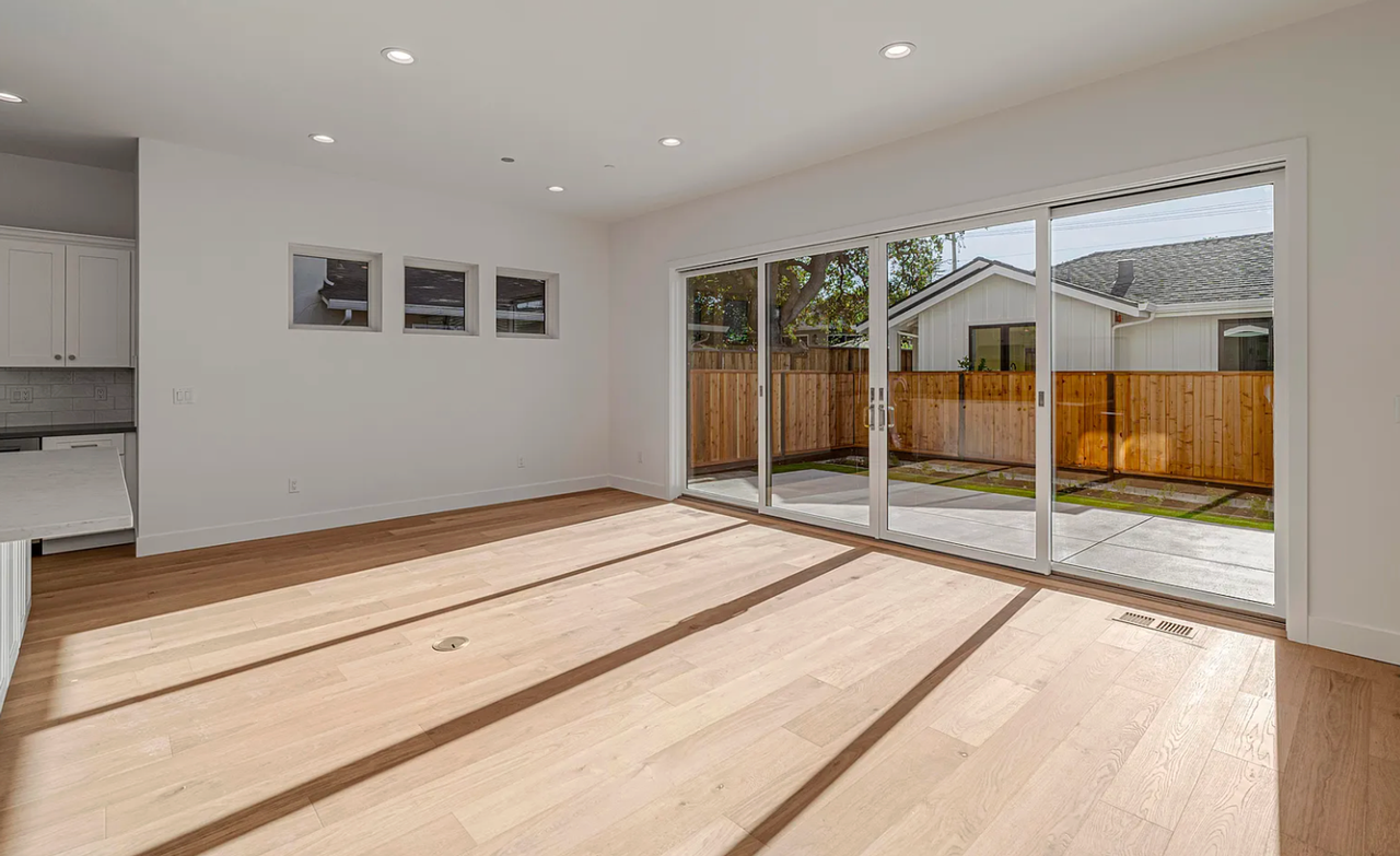 1458 Kentfield Ave - Photo 6 of 50