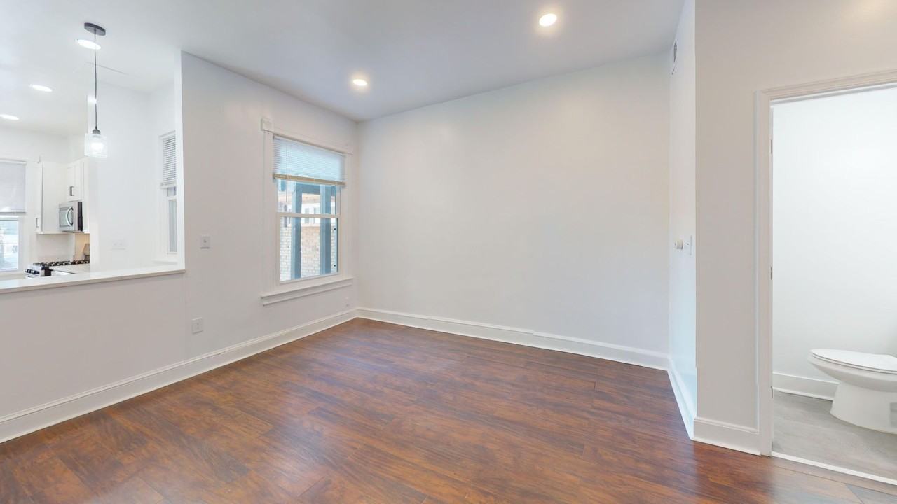 518 Shepherd St Nw - Photo 7 of 27