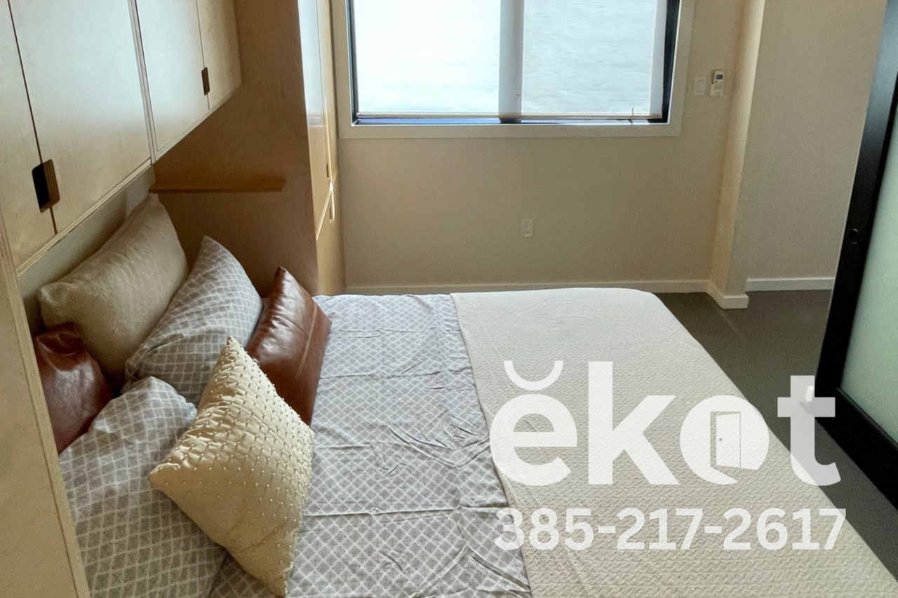 613 S Emery St - Photo 3 of 15