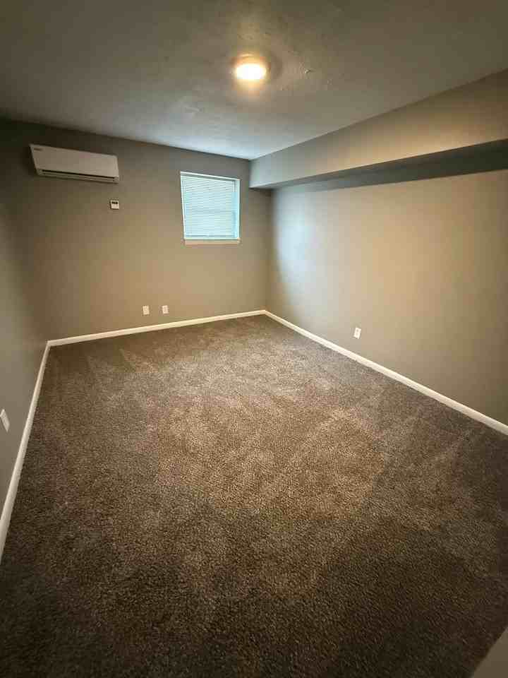 2082 Fairmont Court - Photo 3 of 21