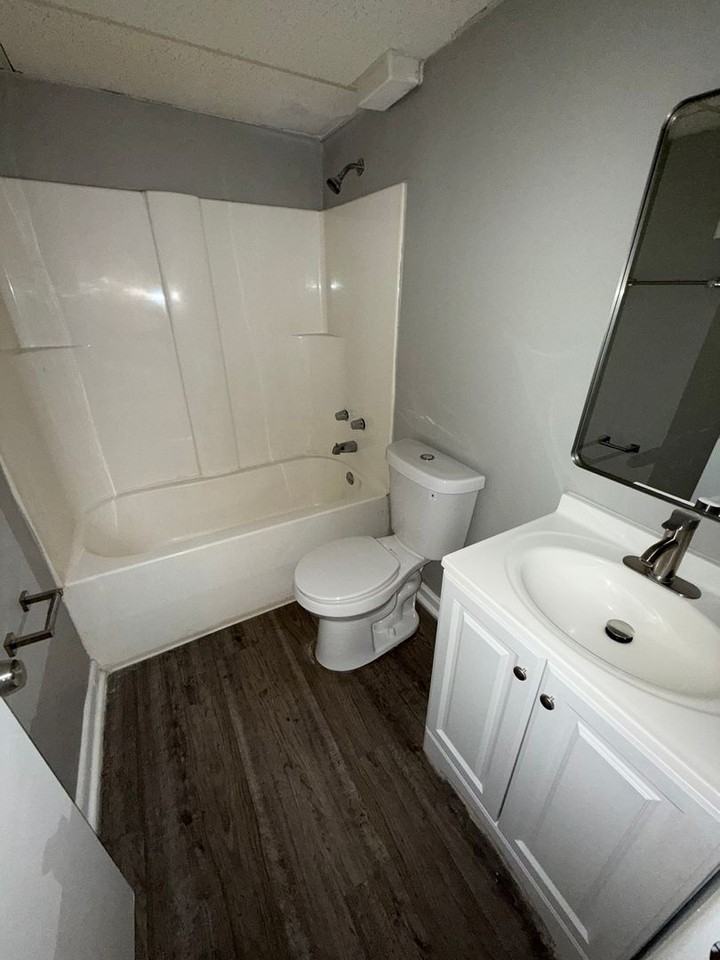 2082 Fairmont Court - Photo 4 of 21