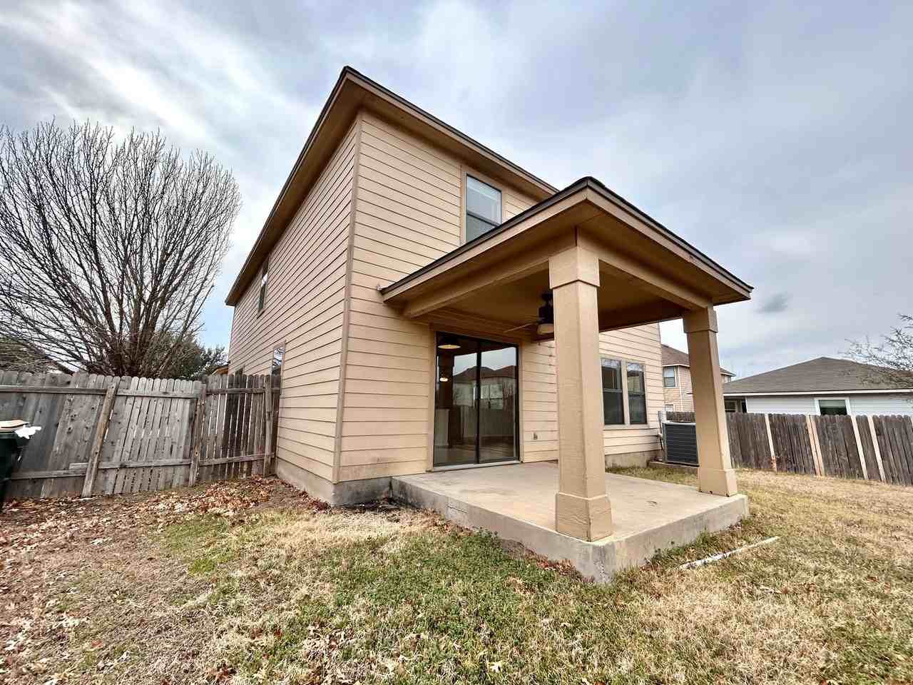 2417 Mccook Dr - Photo 7 of 34