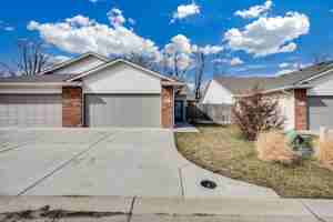 featured image of 4532 N Froli St