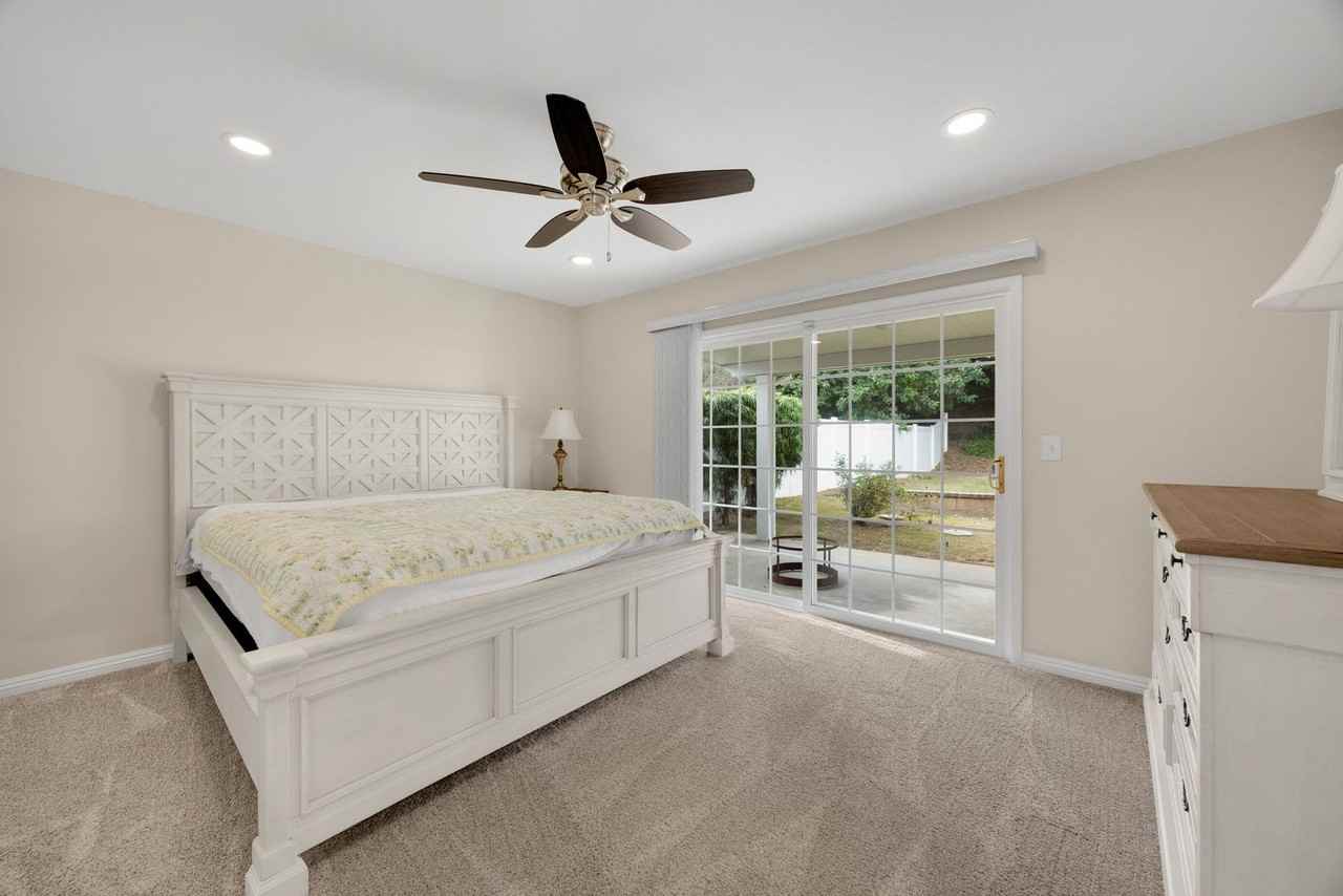 921 Nantucket St - Photo 5 of 16