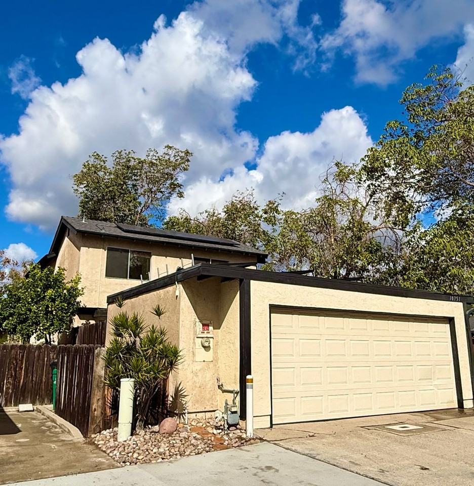 10751 Cariuto Ct - Photo 4 of 22