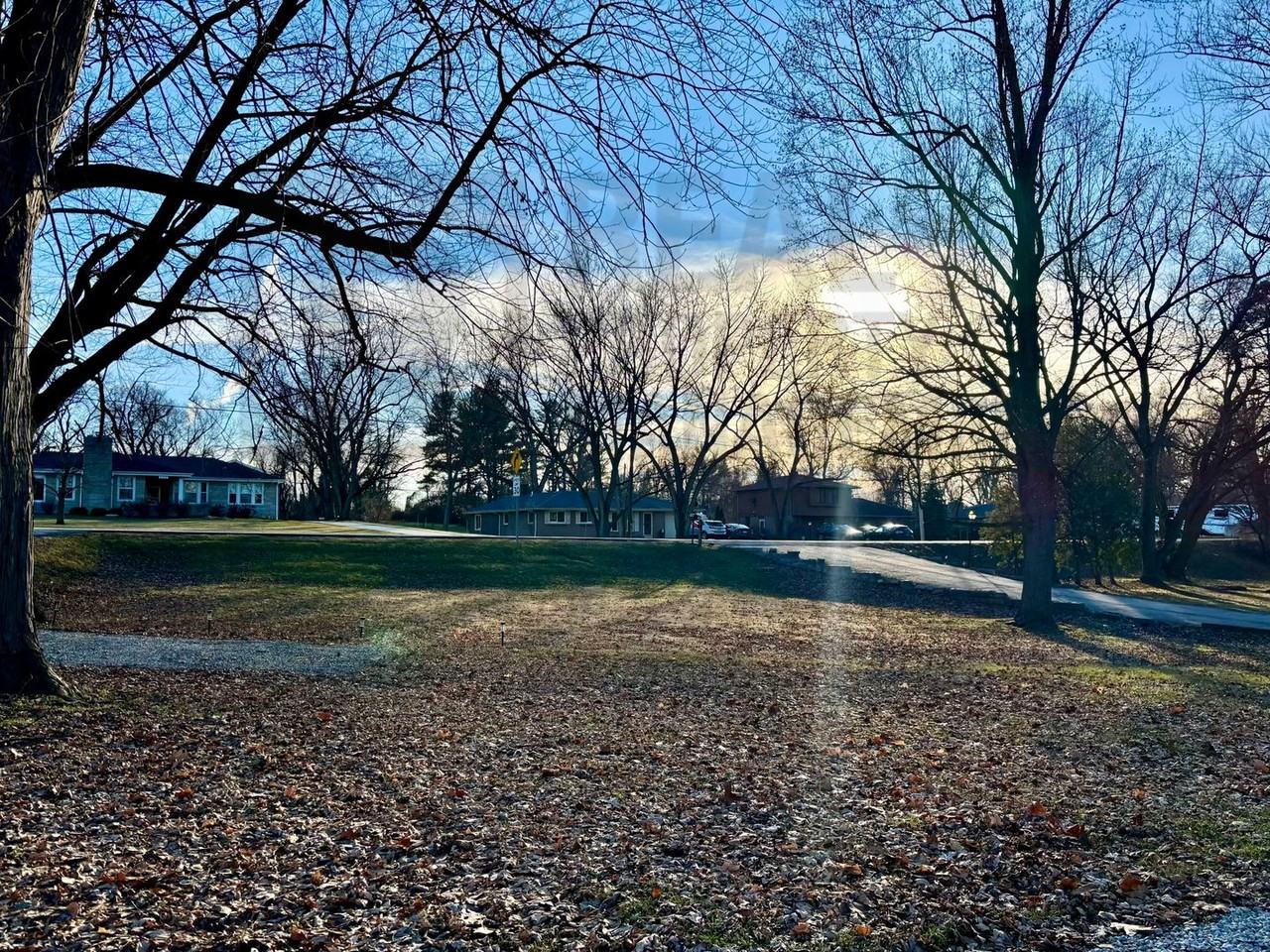 2104 E 73rd Ave - Photo 2 of 16