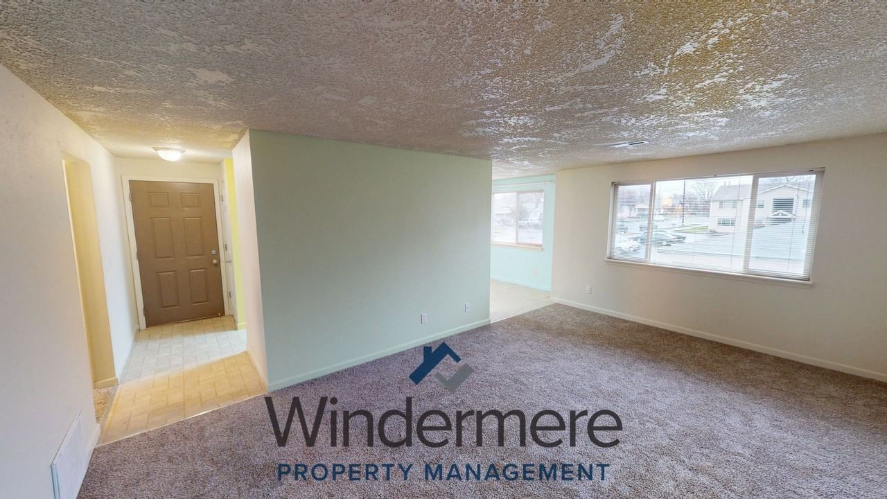 1910 J St #202 - Photo 4 of 8