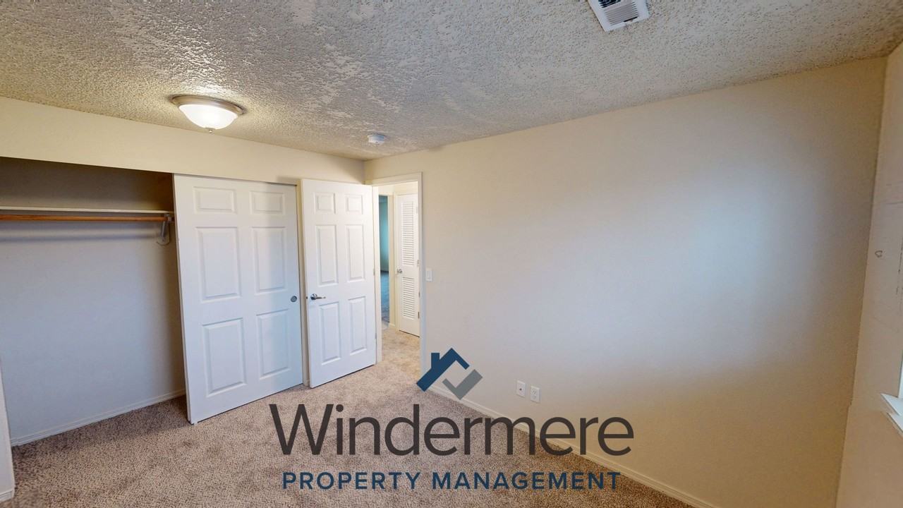 1910 J St #202 - Photo 5 of 8