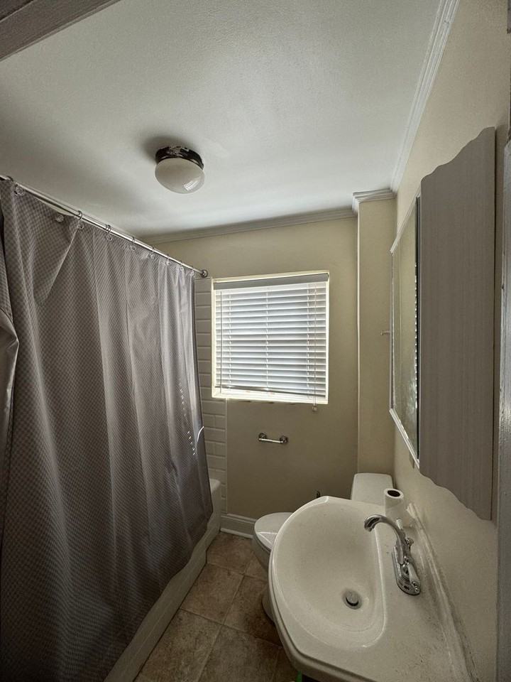 756 Auburn Ave - Photo 7 of 22