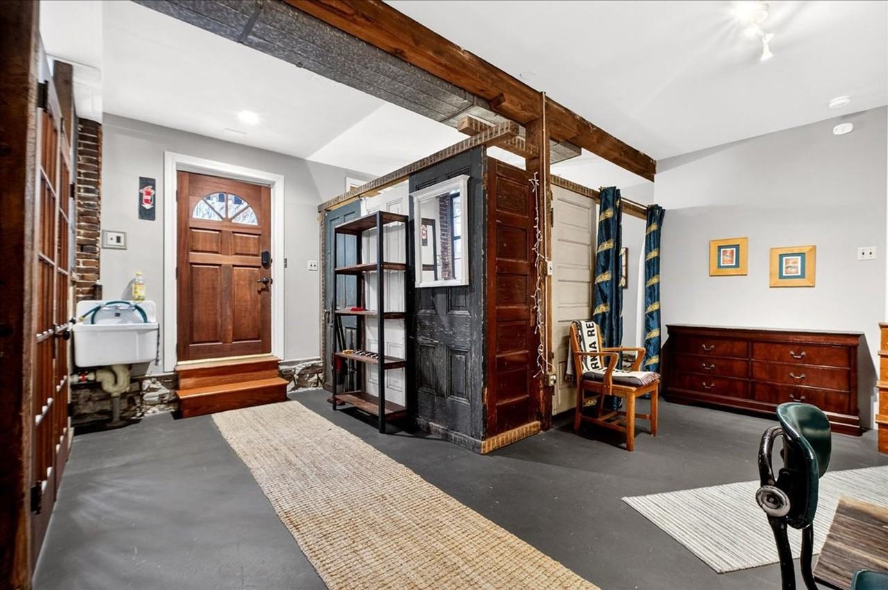 1010 Allen Ave - Photo 4 of 40