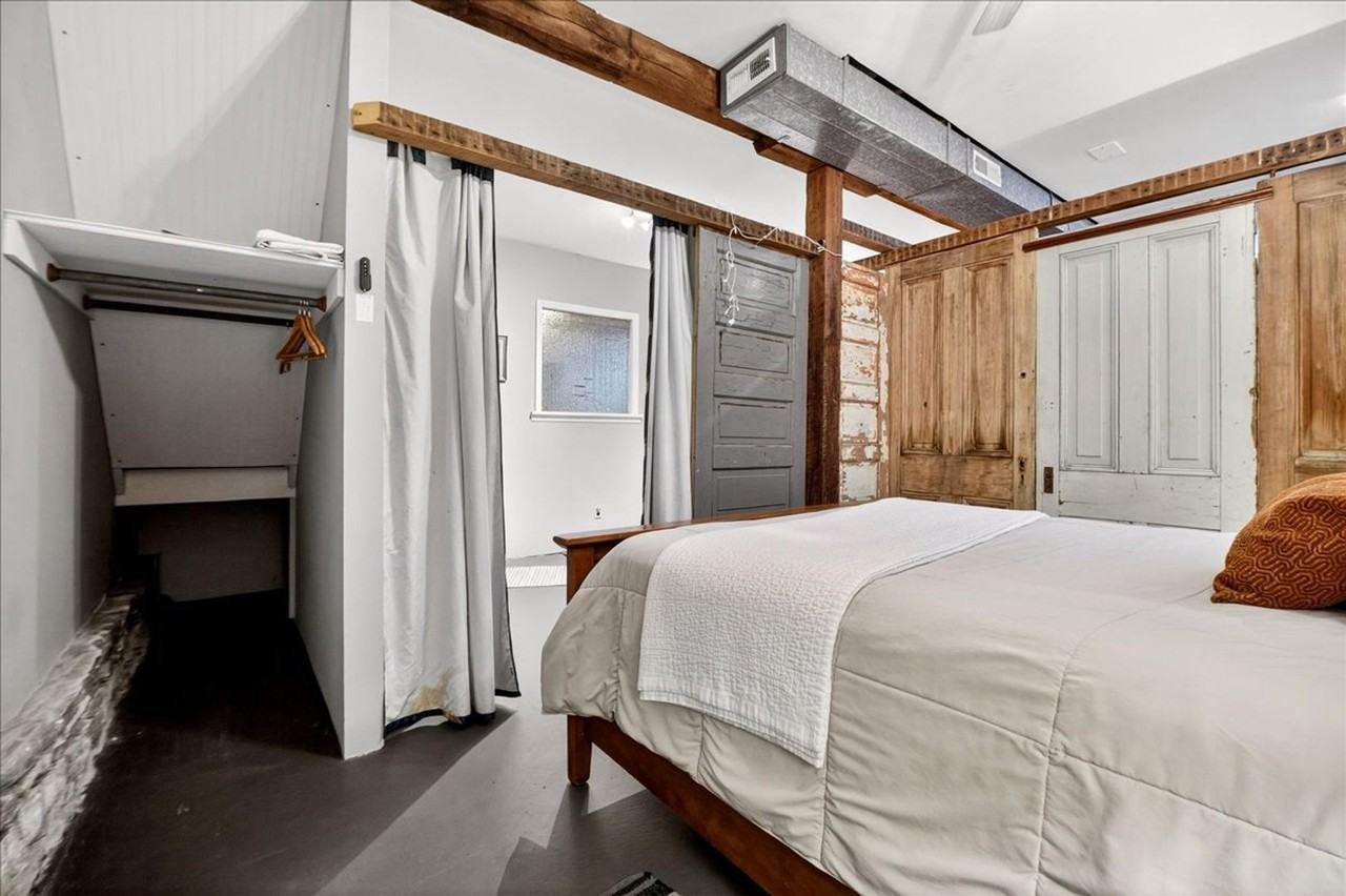 1010 Allen Ave - Photo 7 of 40