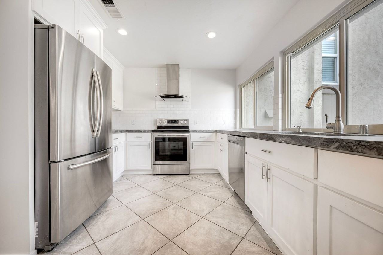 17465 Plaza Otonal - Photo 6 of 26