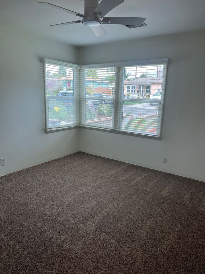 2277 Elizabeth Dr - Photo 6 of 19