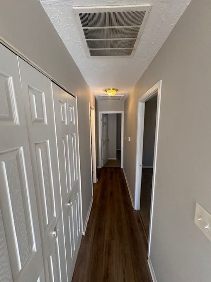 3917 W Brighton Ave - Photo 4 of 15