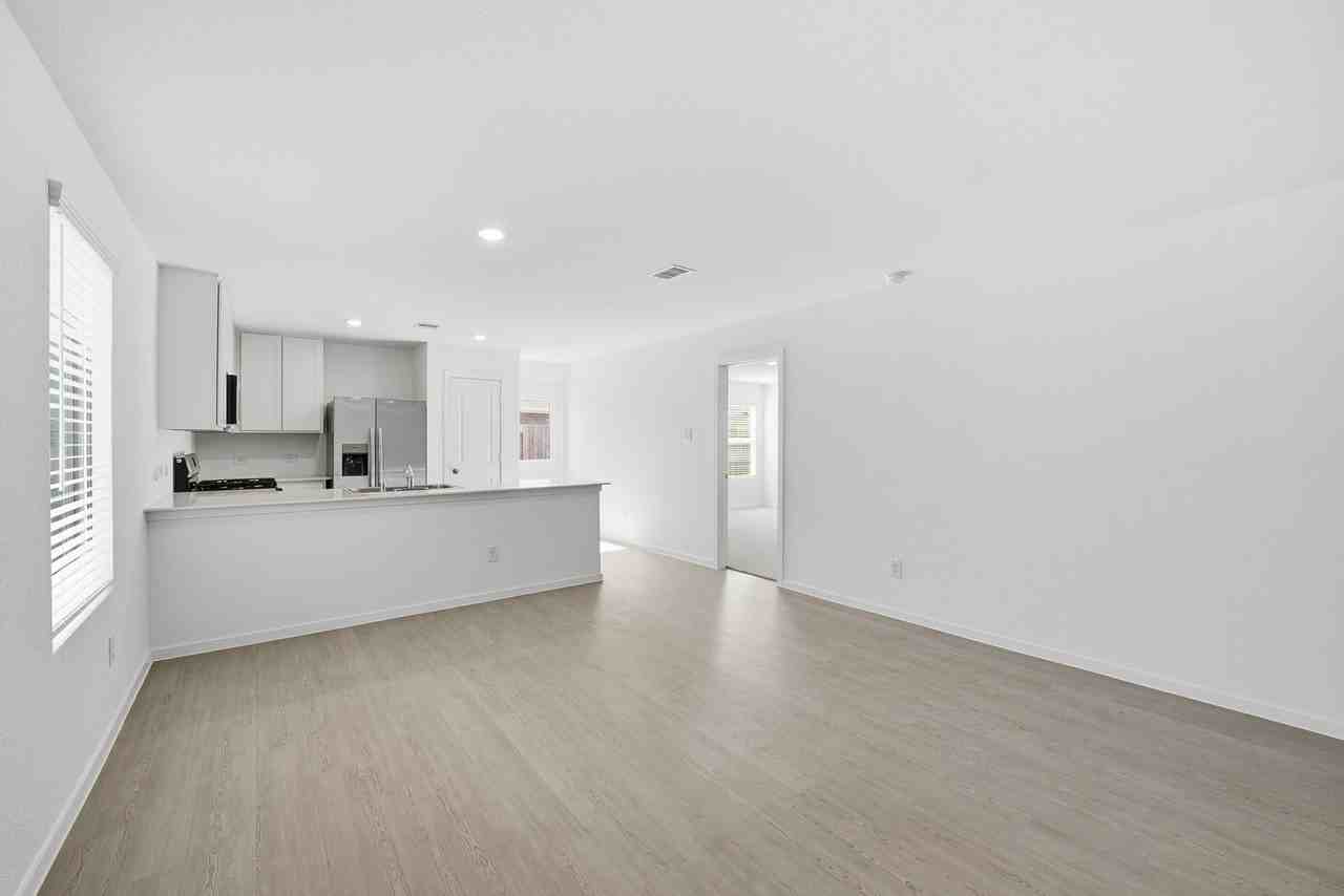 12048 12048 Noble Wood Village Dr. - Photo 7 of 32