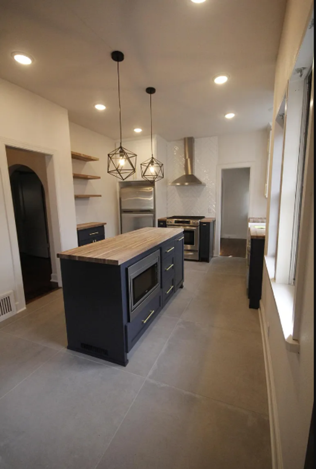 1224 E 27th Pl - Photo 2 of 11