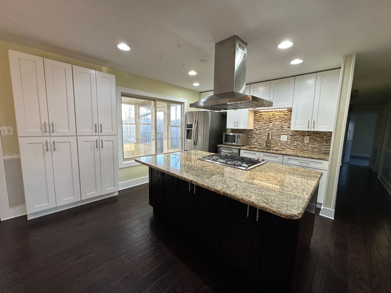 303 Highstone Ln - Photo 2 of 18