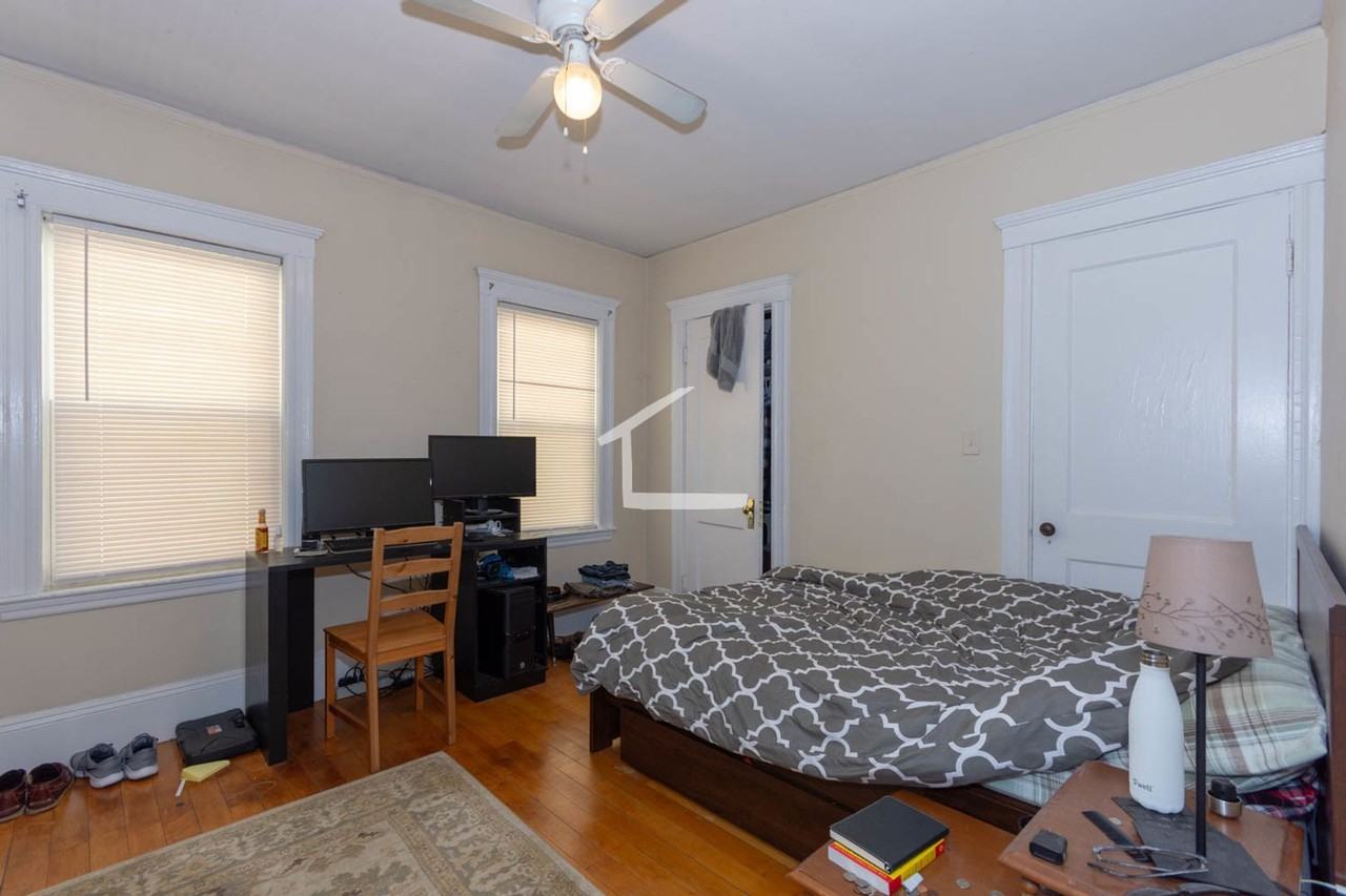 42 Atkins St - Photo 5 of 12