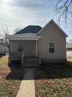 featured image of 830 W Scott St