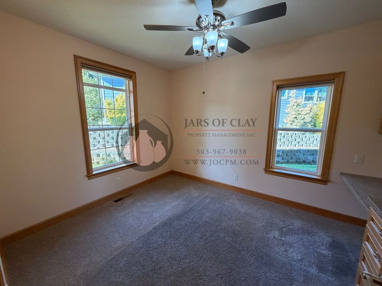 4658 Chatham St Se - Photo 3 of 28