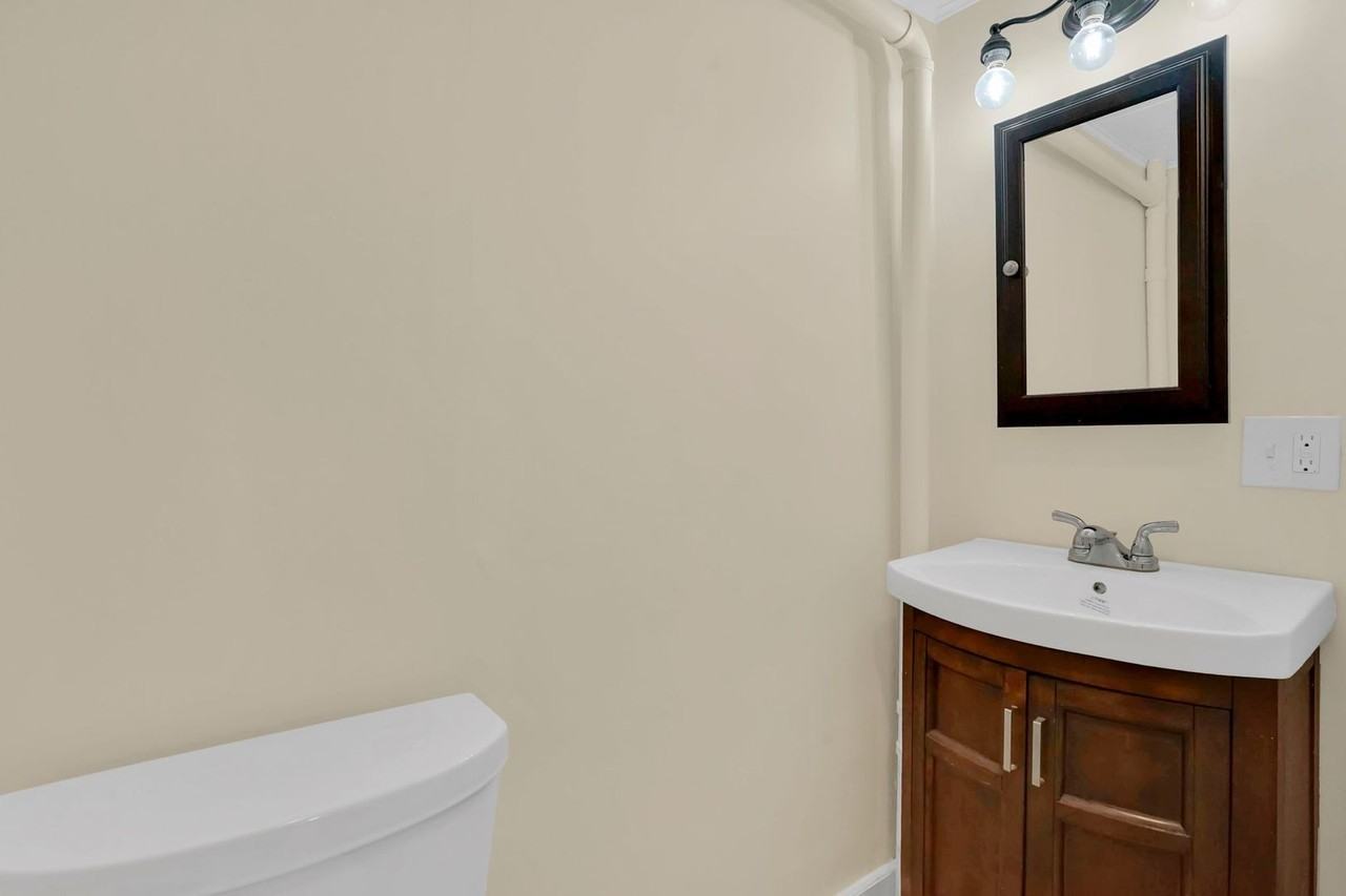 157-159 Pleasant Street - Photo 2 of 50