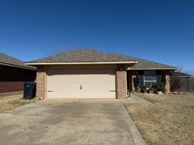 12509 Heritage Oaks Dr - Photo 1 of 1