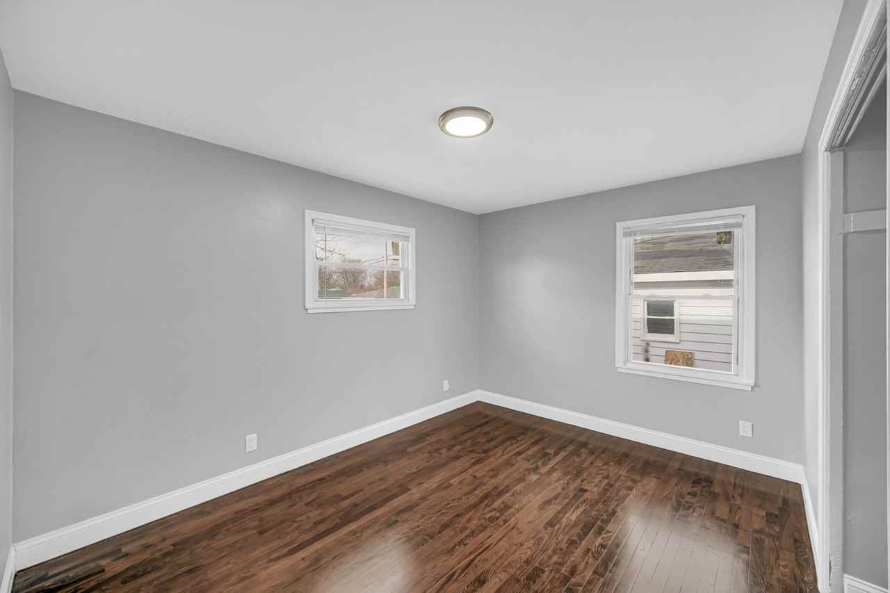 699 State St - Photo 2 of 16