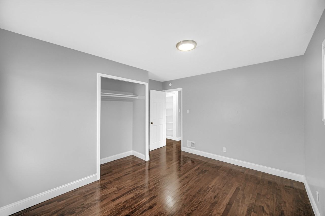 699 State St - Photo 3 of 16