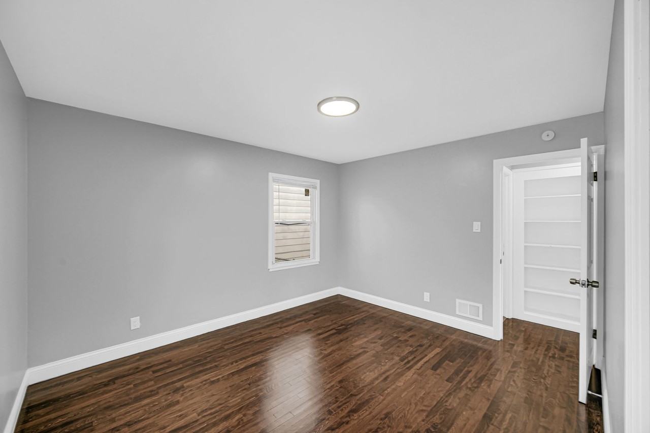 699 State St - Photo 5 of 16