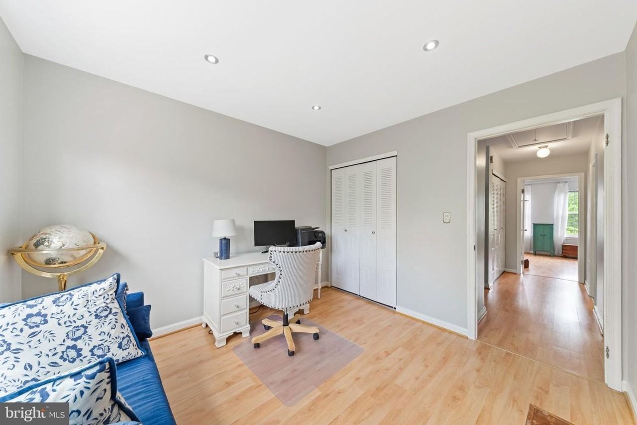 41 Quince Ct - Photo 7 of 33