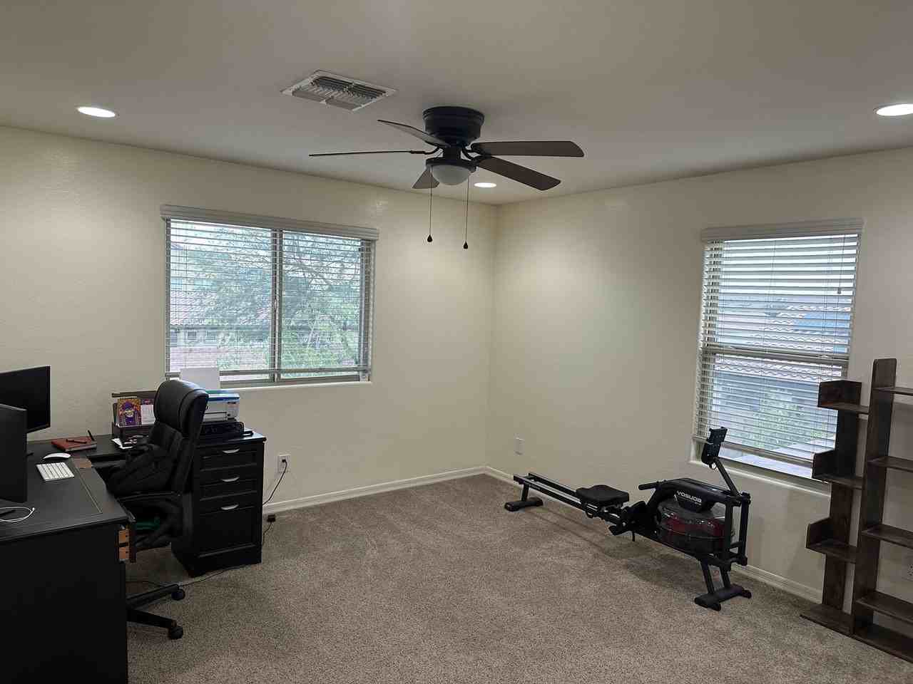 9987 W Robin Ln - Photo 5 of 22