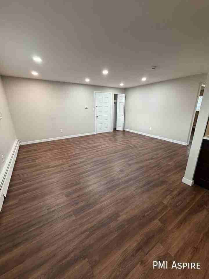 7171 W 10th Ave - Photo 4 of 14