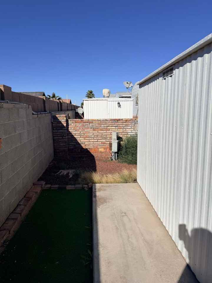 11436 S Clara Anita Dr #201 - Photo 4 of 25