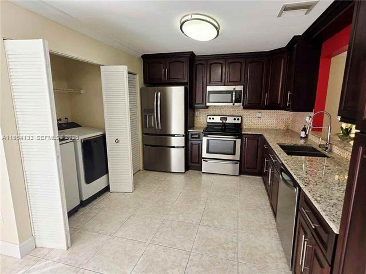 15222 15222 SW 111th St th 15222 - Photo 2 of 29