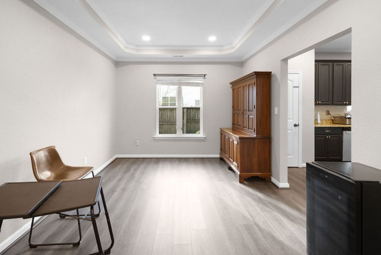 4016 Pughsville Rd - Photo 5 of 20