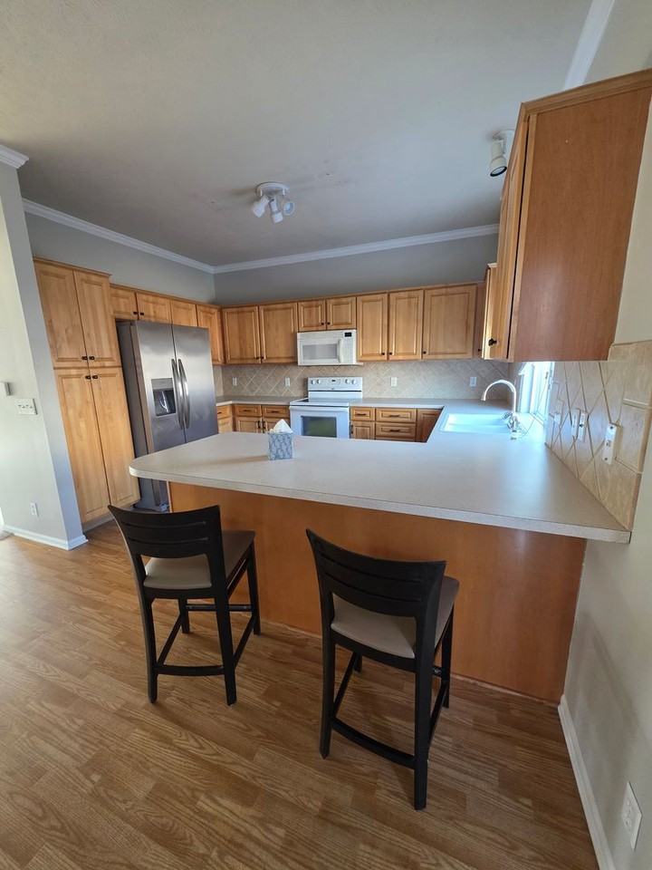 18804 Orchard Ave - Photo 7 of 20