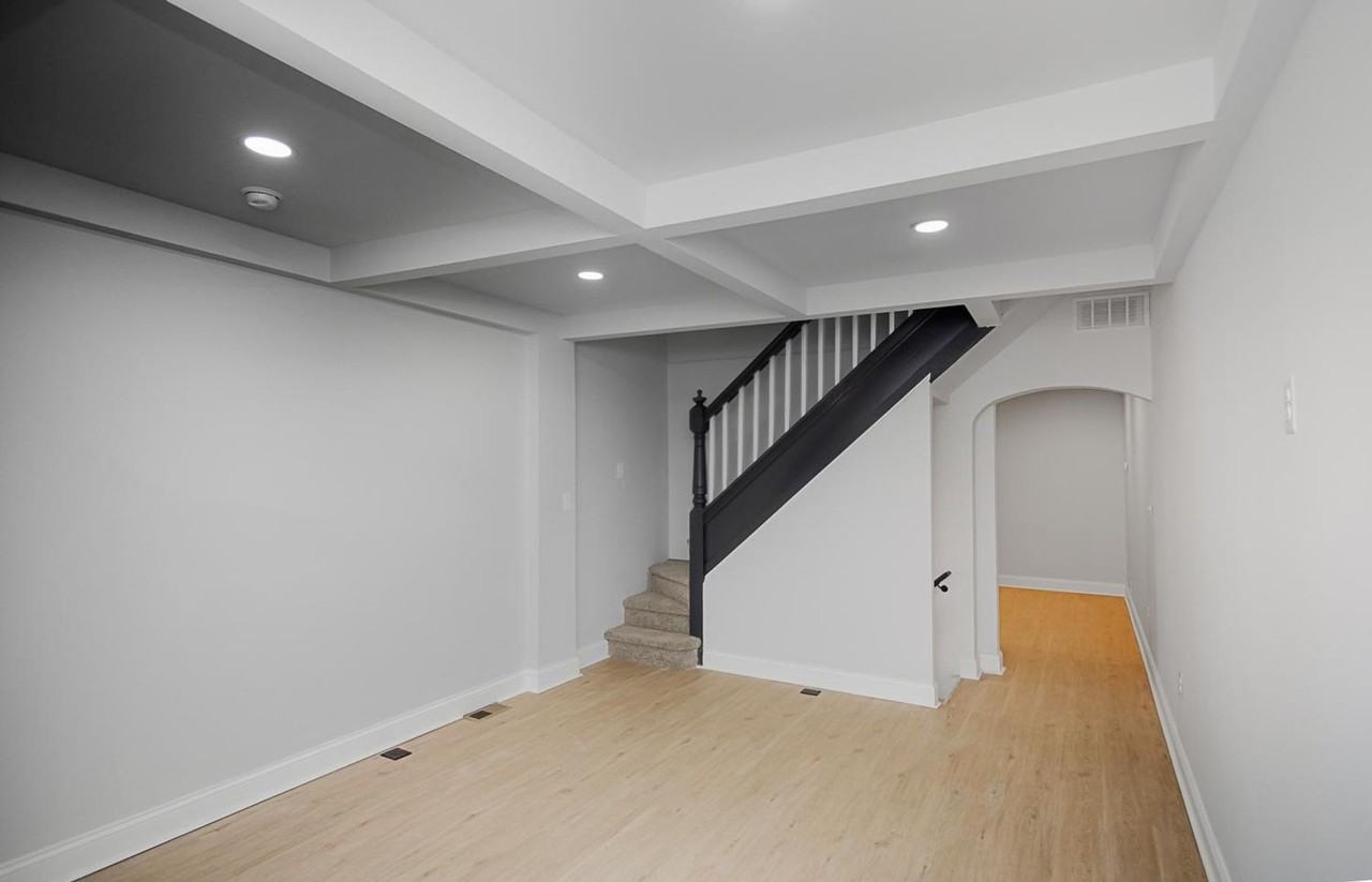 304 S Augusta Ave - Photo 3 of 26