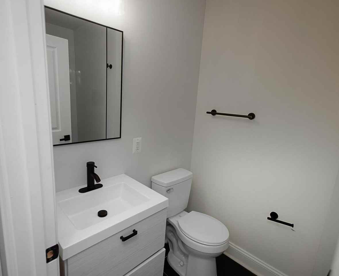 304 S Augusta Ave - Photo 6 of 26