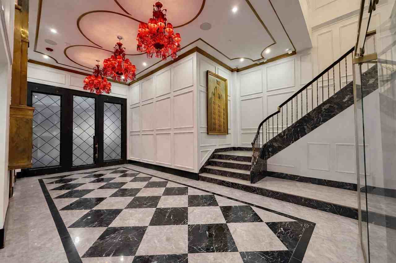 28 N Saginaw St - Photo 4 of 13