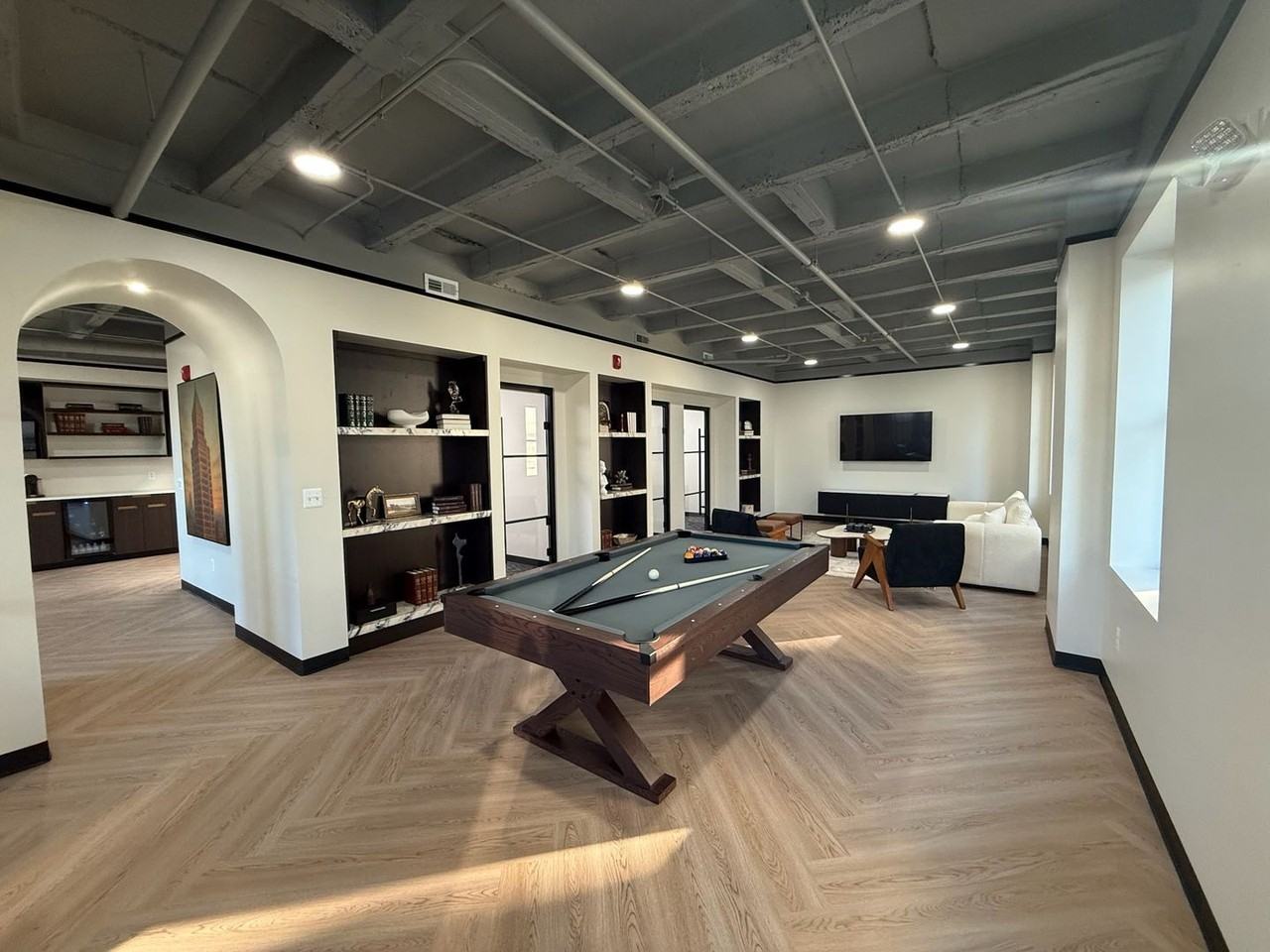 28 N Saginaw St - Photo 7 of 13