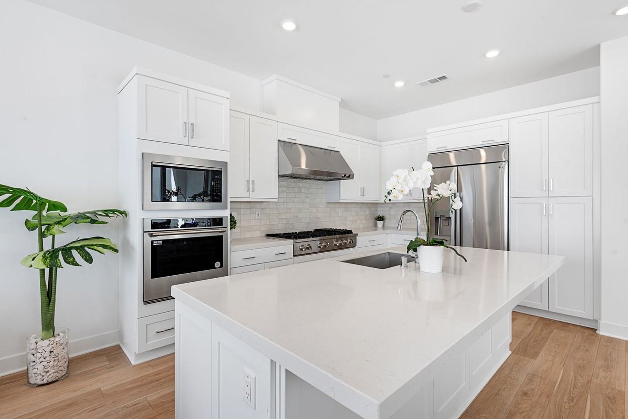 408 Treble - Photo 3 of 50