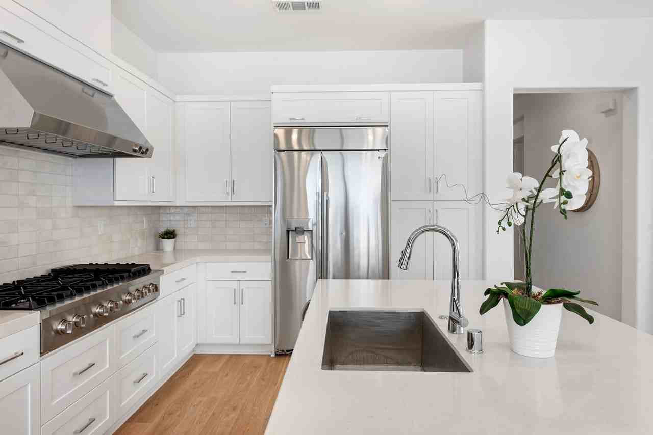 408 Treble - Photo 4 of 50