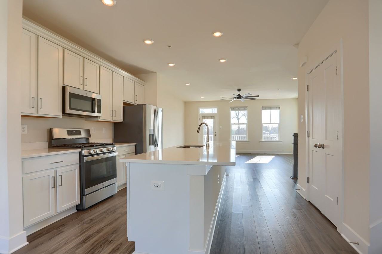 1 Taube Ct - Photo 2 of 40