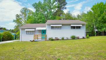 2006 Waters Dr  