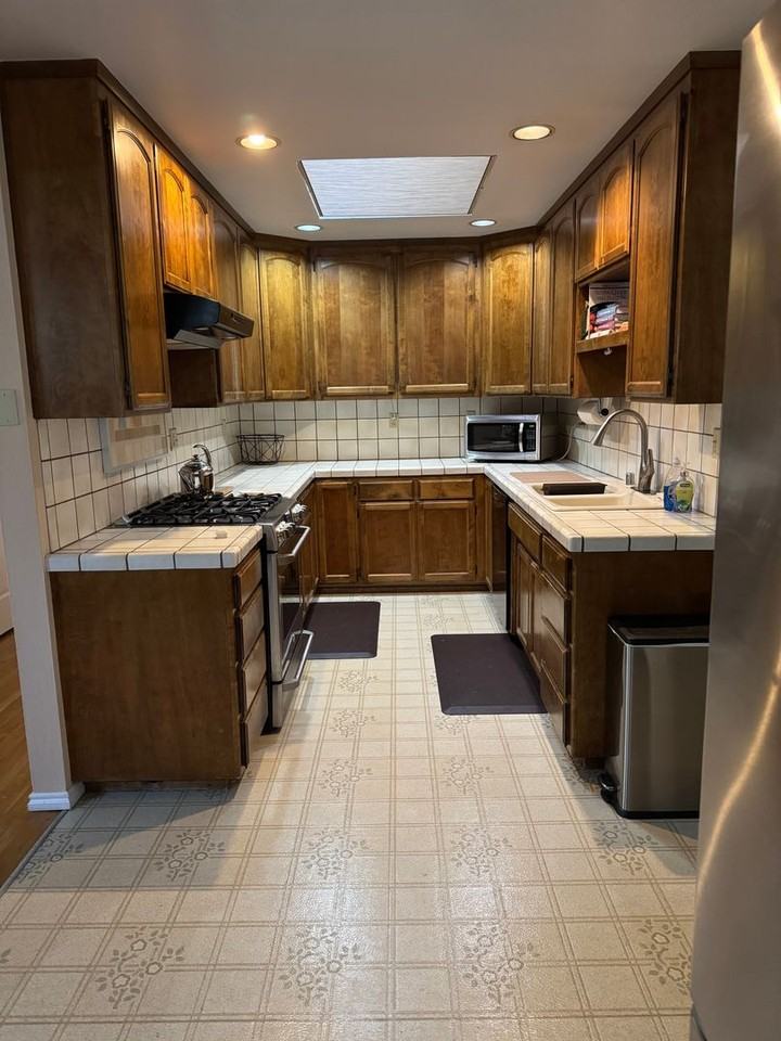 1408 Mello Pl - Photo 6 of 16