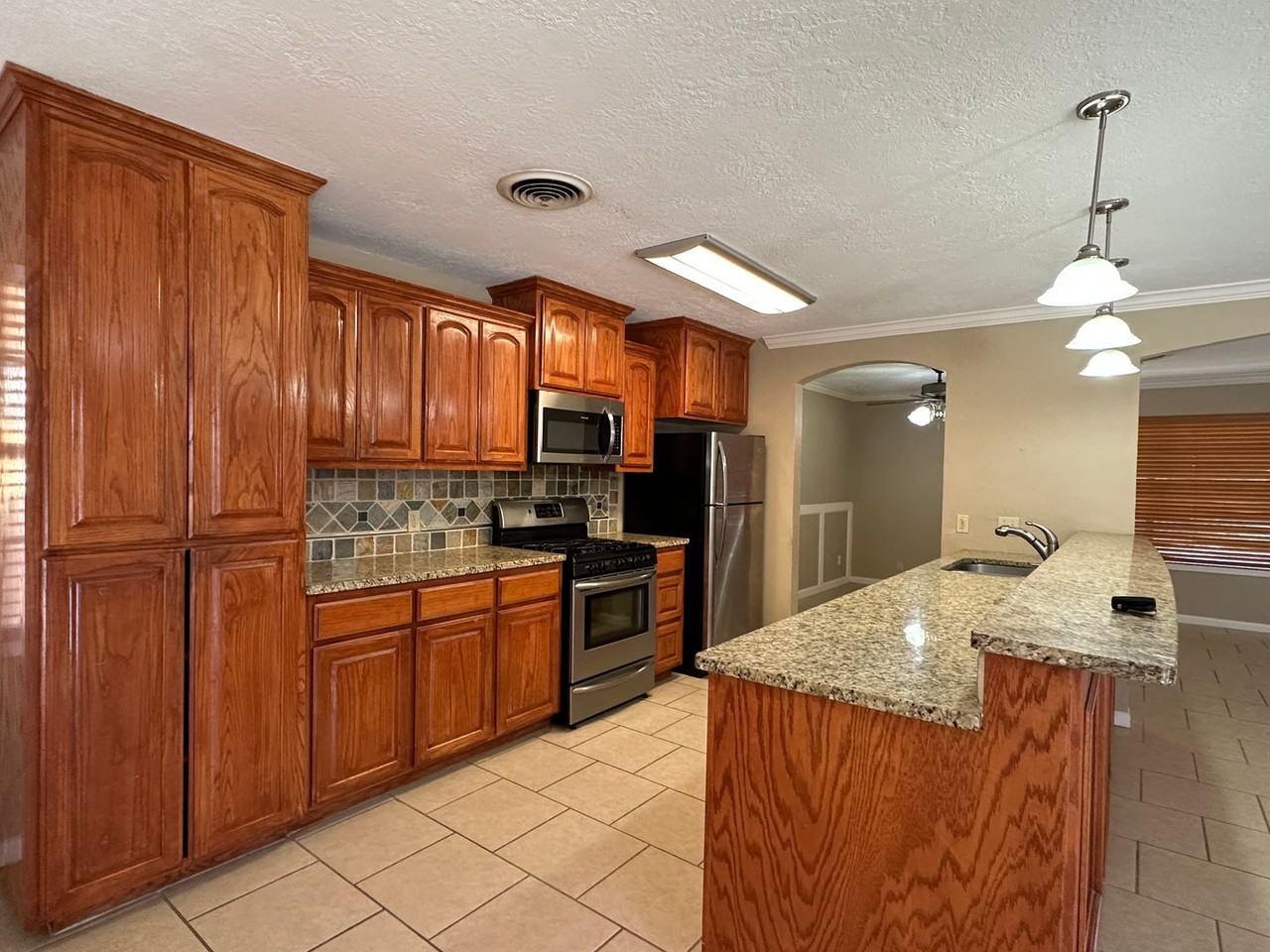 4705 Wooldridge Rd - Photo 2 of 16