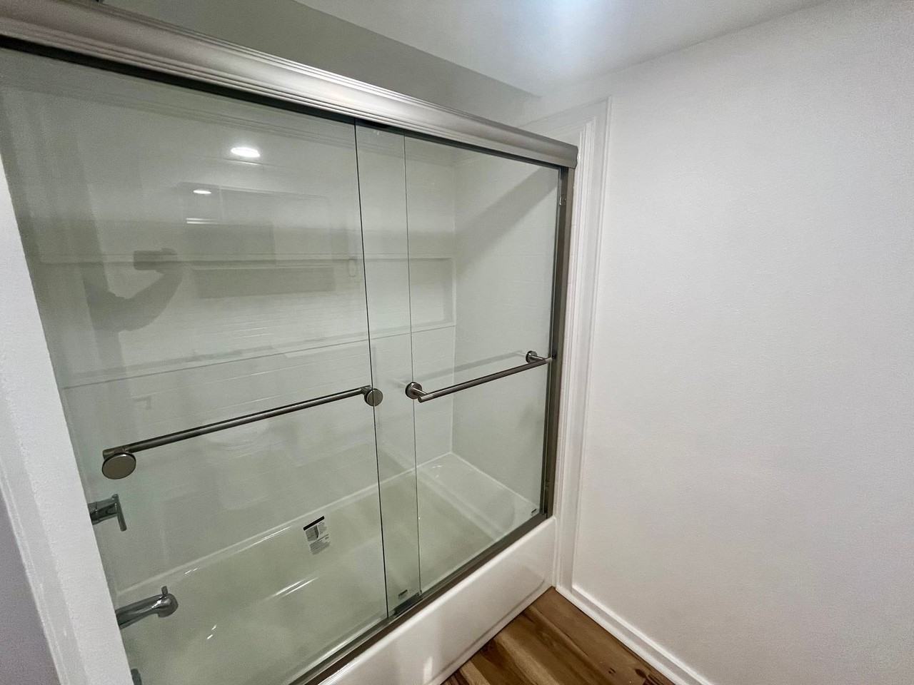 836 Pine St - Photo 6 of 8