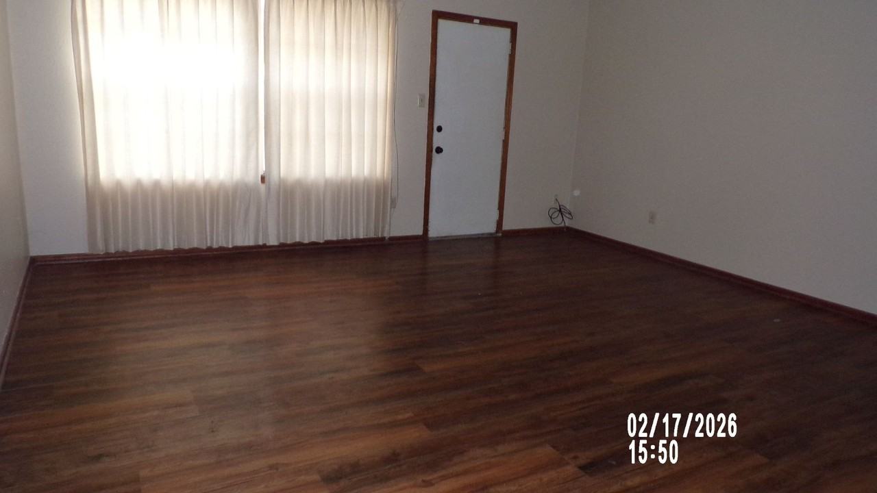 6142 Sw Park Ave - Photo 2 of 25