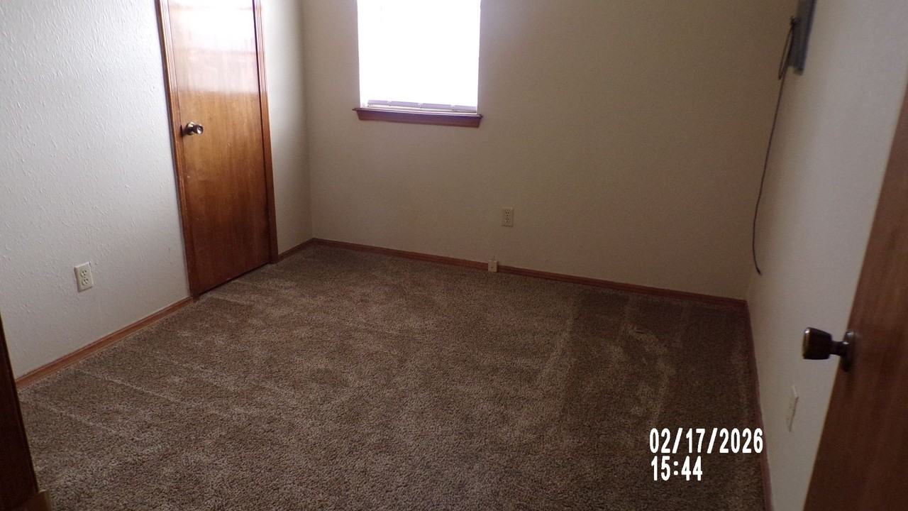 6142 Sw Park Ave - Photo 7 of 25