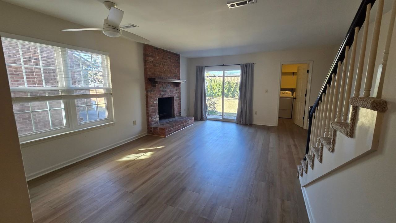1688 Pearlott St #A - Photo 2 of 17